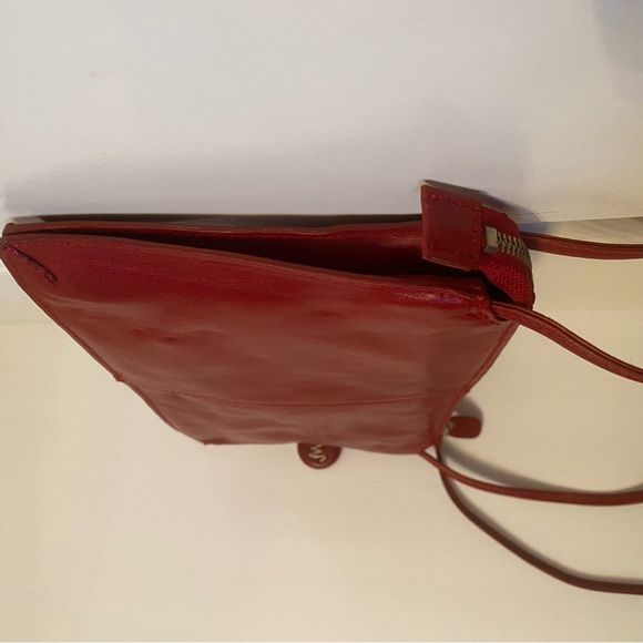 VINTAGE MONSAC ORIGINAL BAG SHOULDER SHINY RED LEATHER 2 STRAP ZIP TOP ENVELOPE - Picture 12 of 16